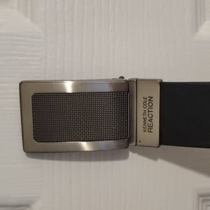 Reversible black and brown leather Kenneth Cole belt